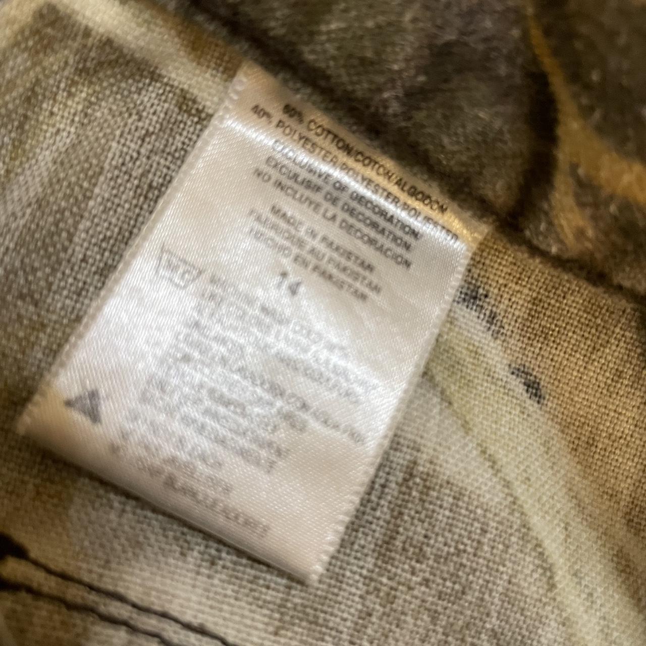 Camouflage Baggy Cargo Pants w/ Multiple Pockets and Button Closure