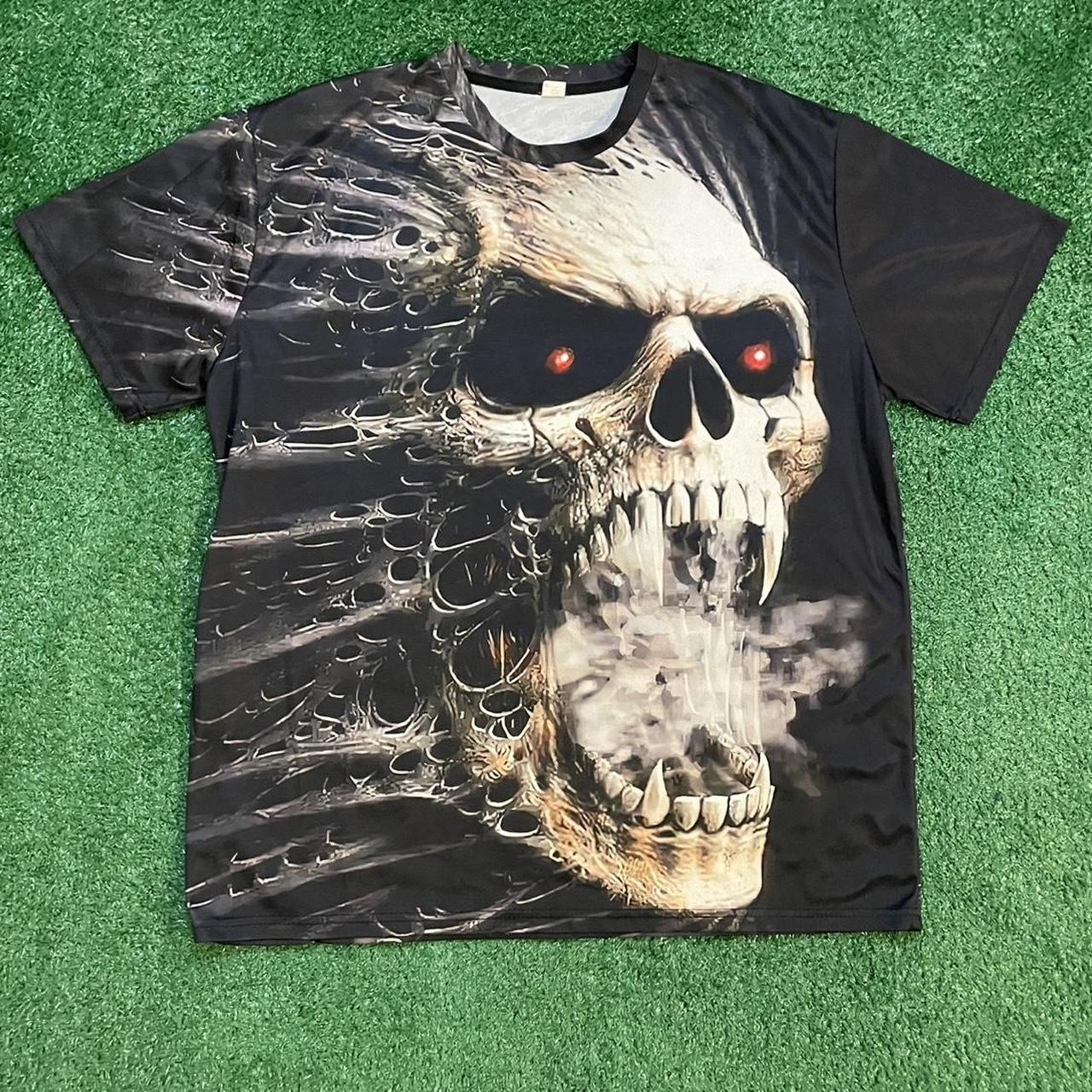 Vintage Black and Grey Skull Red Eye Graphic Tee w/ Smoke
