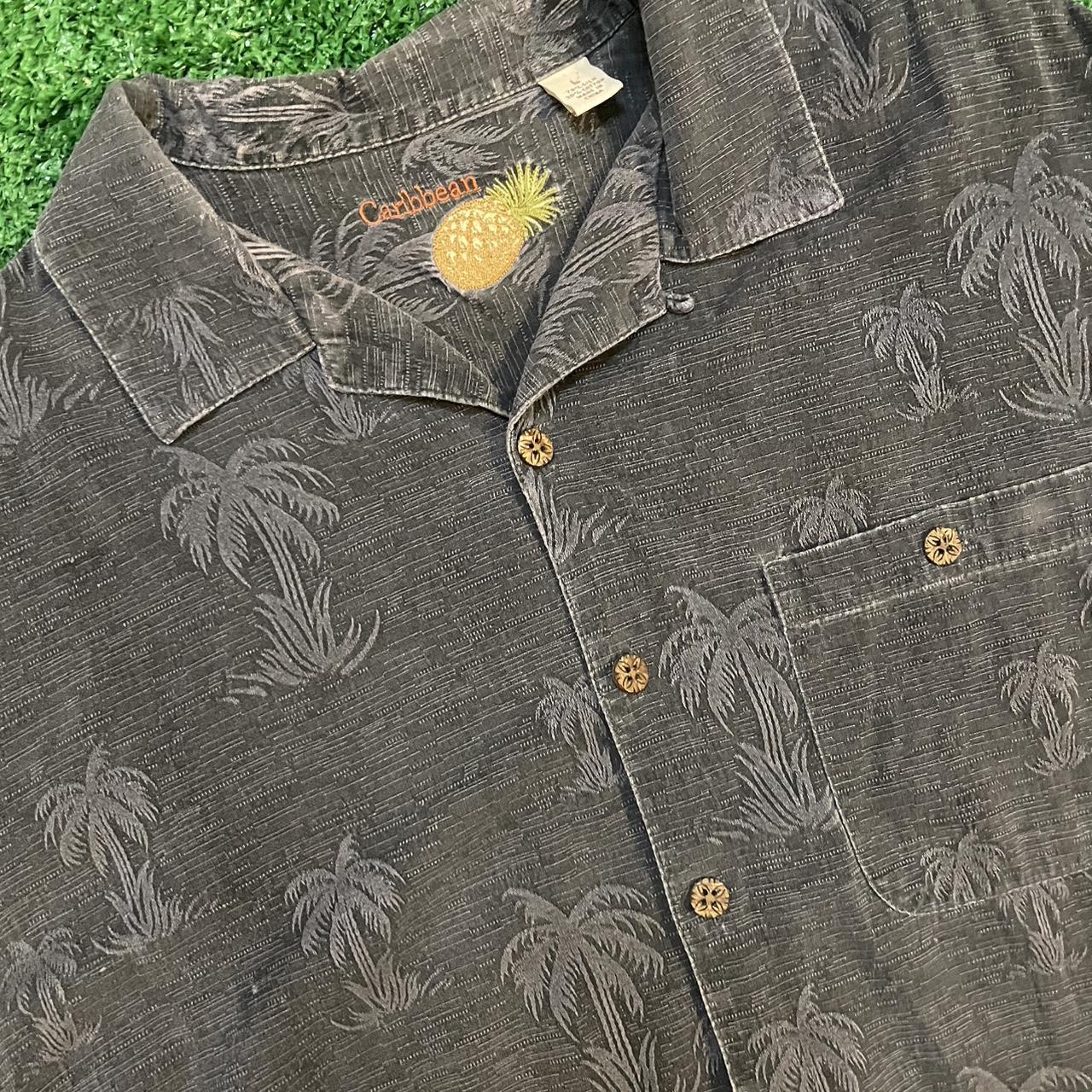 Caribbean Vintage Button-Up Hawaiian Style Surfer Polo Shirt in Black and Multi-Color w/ a Relaxed Fit