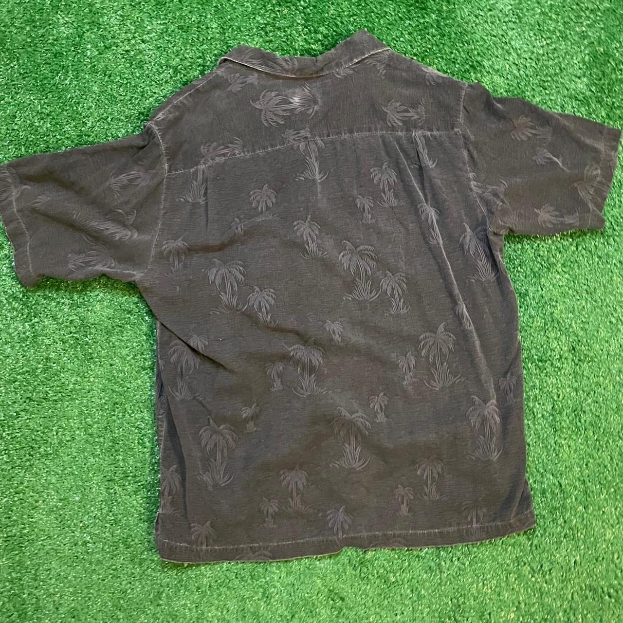 Caribbean Vintage Button-Up Hawaiian Style Surfer Polo Shirt in Black and Multi-Color w/ a Relaxed Fit