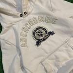 Vintage 90’s Cream and White Graphic Abercrombie & Fitch Hoodie w/ Embroidered Logo